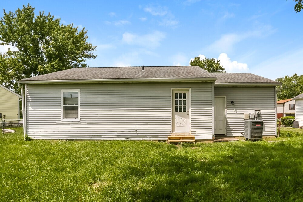 Building Photo - 6615 Cedar Ct