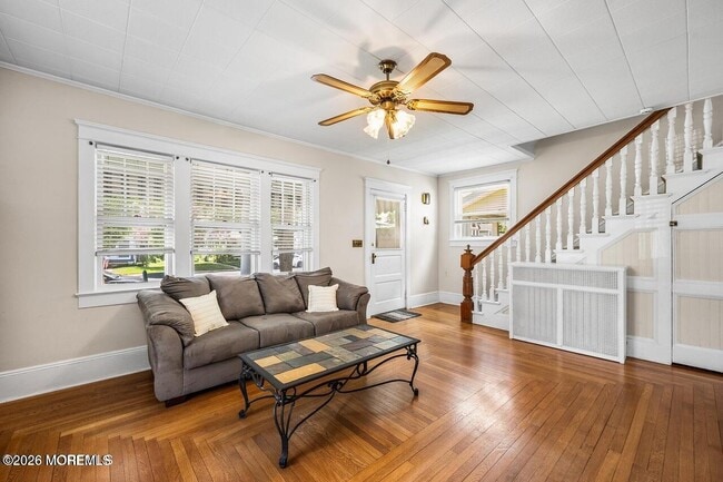 Building Photo - 615 Overton Pl