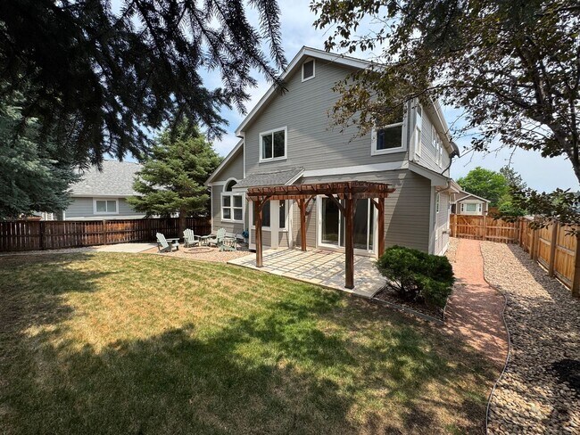 Building Photo - Available for Rent in Lone Tree's Desirable Carriage Club Neighborhood!