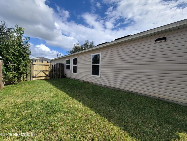 Building Photo - 4447 Oak Moss Loop