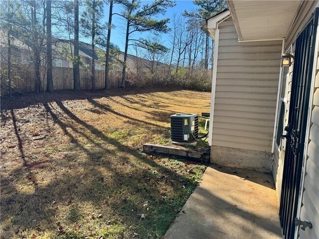 Building Photo - 5663 Windfall Ln