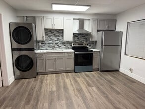 Building Photo - 77 Blue Heron Blvd