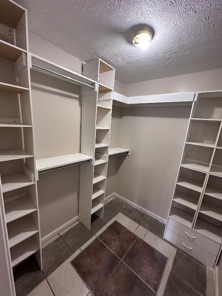 Building Photo - 51 Co Rd 44