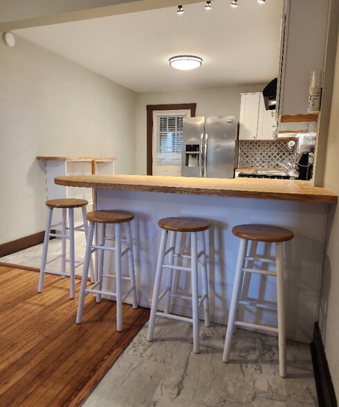 Building Photo - 43 1st St