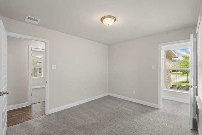 Building Photo - 413 Aurora Creek Ln
