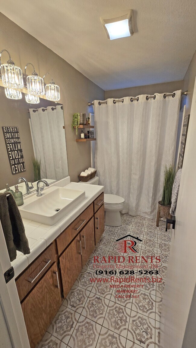 Building Photo - 8358 Triad Cir