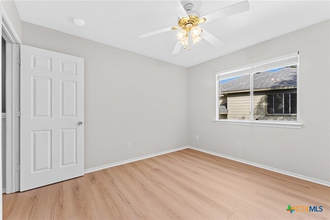 Building Photo - 867 Sagewood Trail