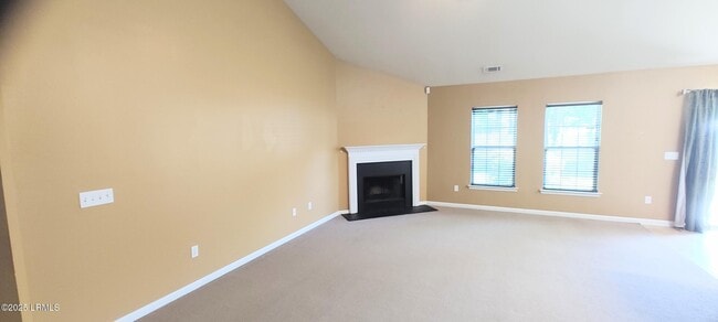 Building Photo - 17 Harbison Pl