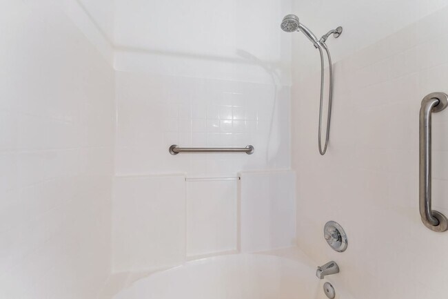 Building Photo - 904 Duckhorn Ct