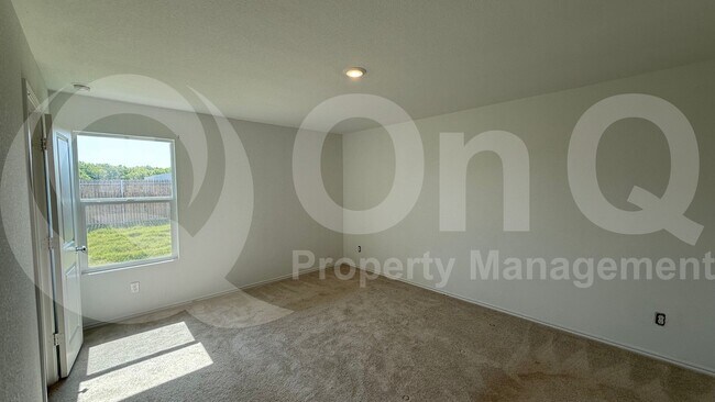 Building Photo - 1117 Desert Willow Dr