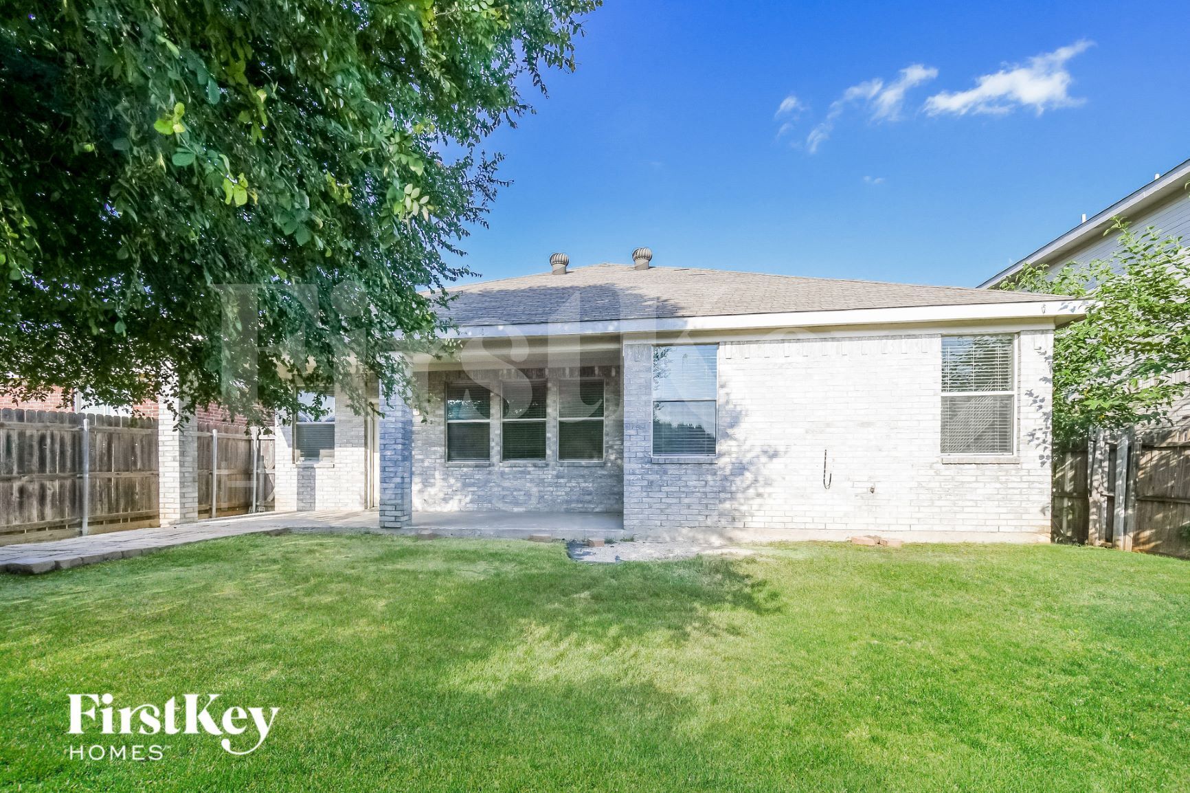 Building Photo - 10240 Dawson Trail