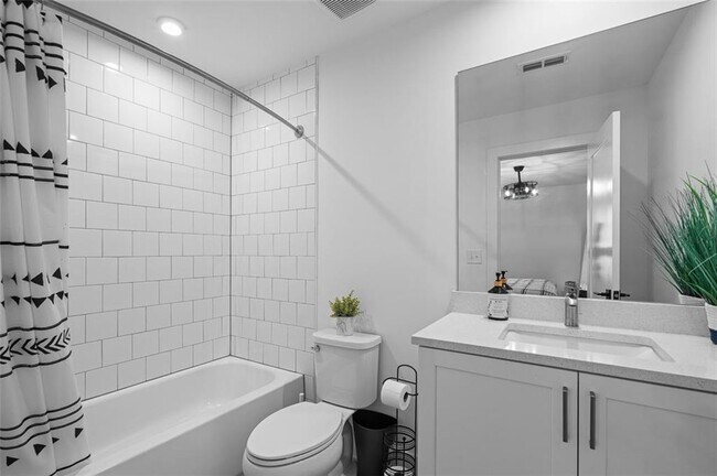 Building Photo - 2614 Talley St