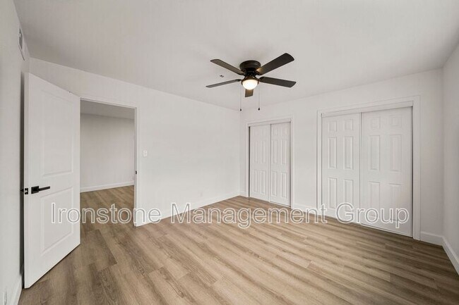 Building Photo - 4509 E 31st St