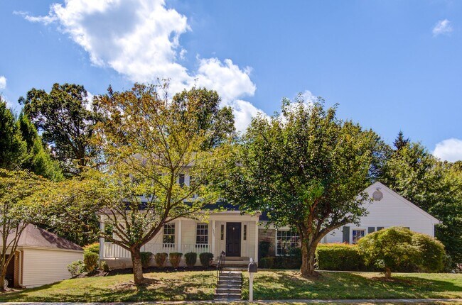 Primary Photo - 3 Bedroom 2.5 Bath SFH in Fairfax for Rent!