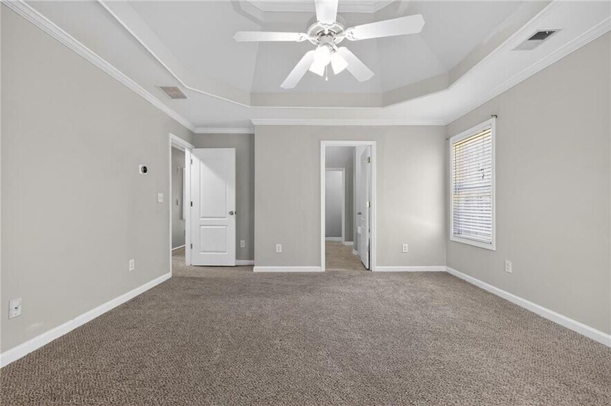 Building Photo - 1136 Mason Lee Ave SE