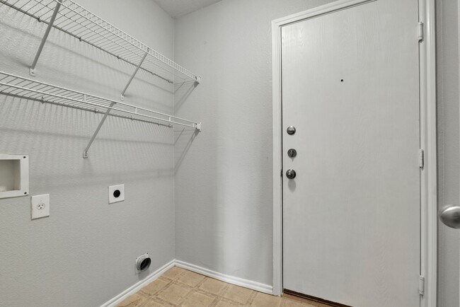 Building Photo - Charming 3 Bedroom Home in Bulverde Village – Prime Location!