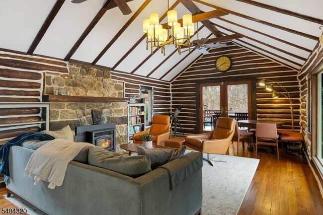 Building Photo - 77 W Shore Trail