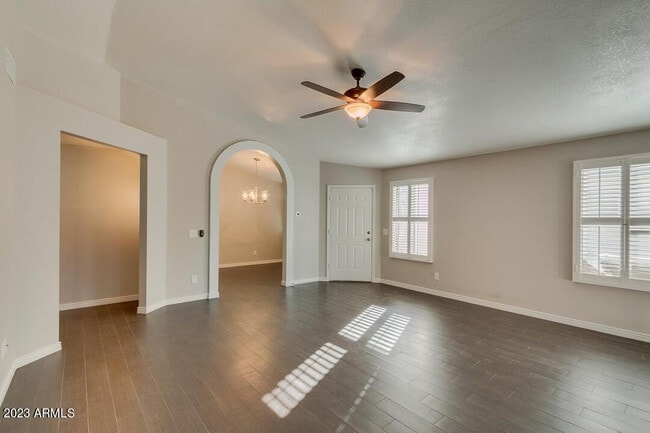 Building Photo - 15012 N 85th Dr