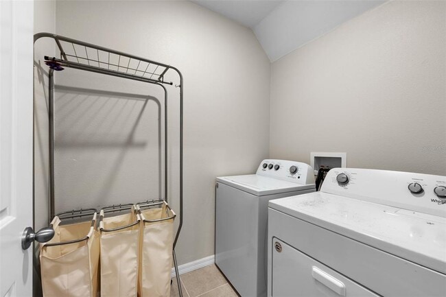 Building Photo - 2908 Storybrook Preserve Dr