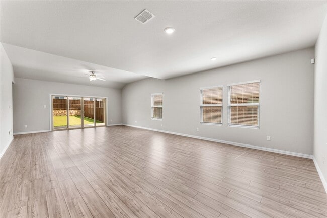 Building Photo - 3120 Kingsgarden Rd