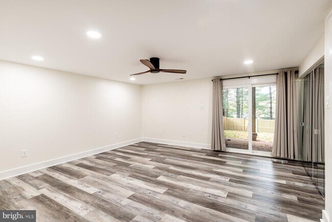 Building Photo - 1178 White Coral Ct