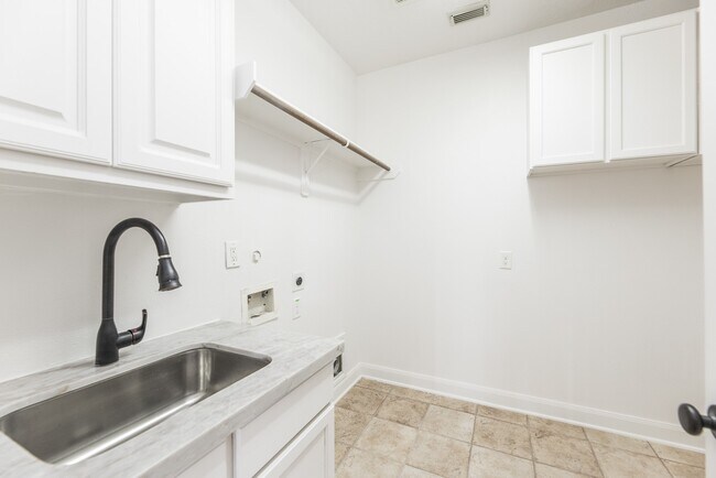Building Photo - 19507 Gladewater Ct