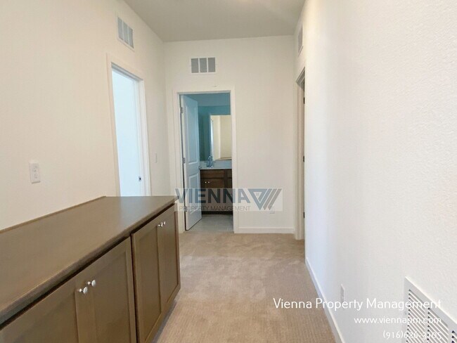 Building Photo - 7361 Moon Dream Wy