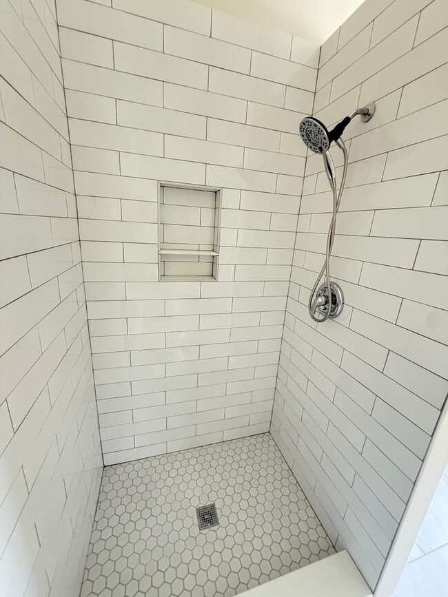 Building Photo - Renovated Cornelius Townhome with Garage, Pool & Elevated Rear Deck