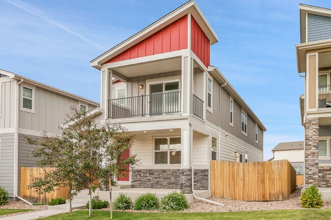 Building Photo - $2,395 - 3 Bed, 2.5 Bath Home in Colorado ...