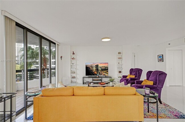 Building Photo - 3600 Mystic Pointe Dr