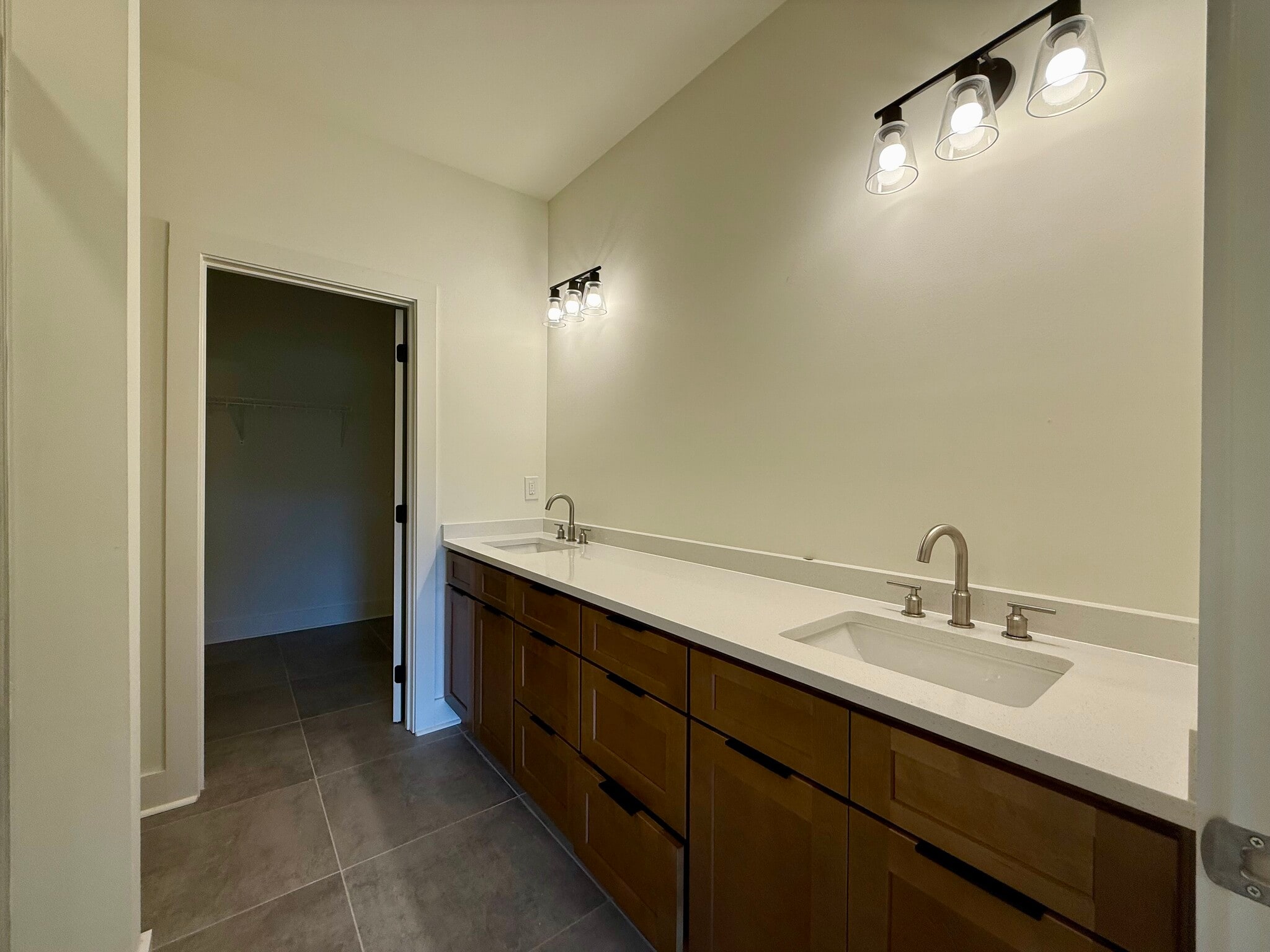 Building Photo - 7413 Westridge Dr