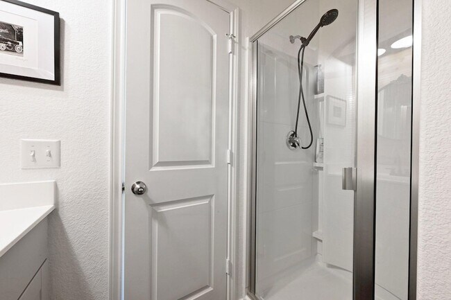 Building Photo - 317 Black Alder St