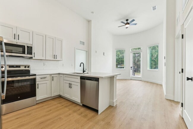 Floorplan - The Milk Stacks: Boutique Luxury Living in Downtown Orlando's Milk District