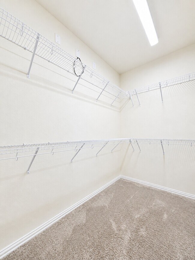 Building Photo - 9734 Willowmoor Lane