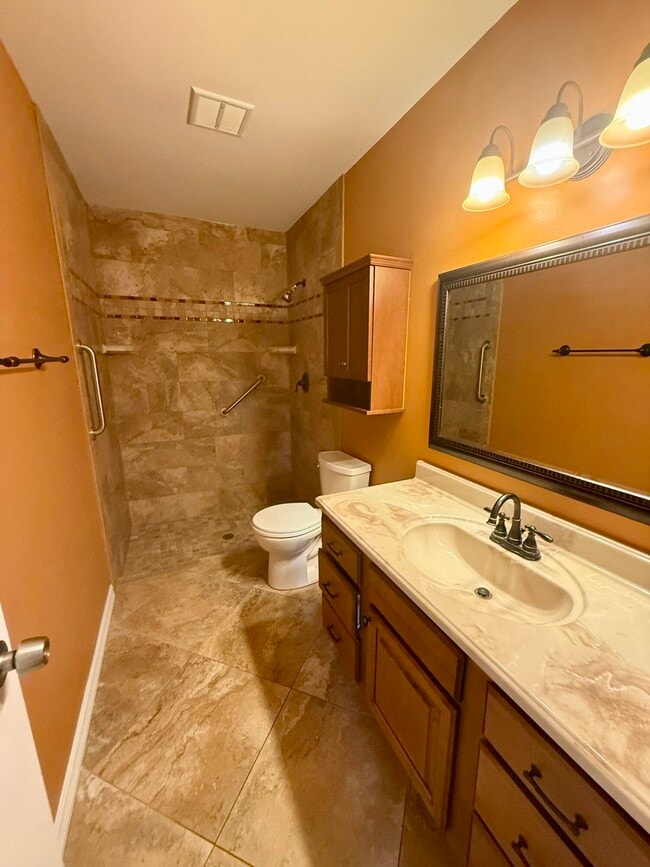 Building Photo - 105 Harvest Moon Ct