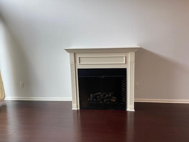 Building Photo - 119 W Oakbrook Dr