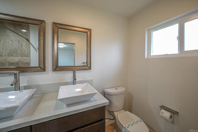 Building Photo - 2107 Alexander Dr