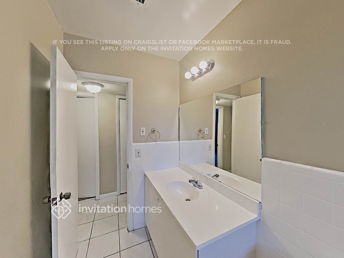 Building Photo - 9620 Thanksgiving Dr