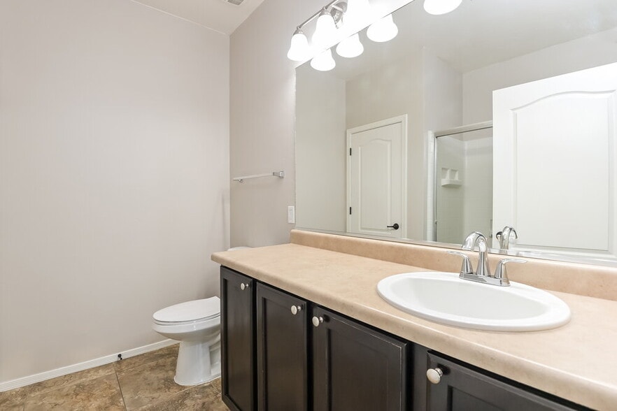 Building Photo - 4786 E Desert Thorn Dr