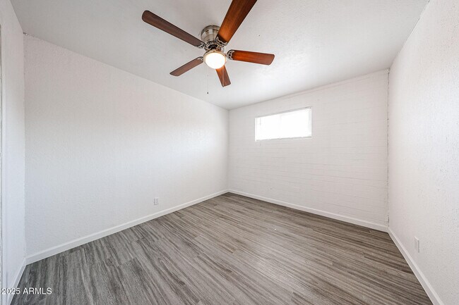 Building Photo - 4423 N 23rd Ave