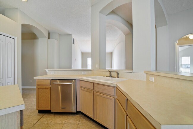 Building Photo - 236 Sterling Hill Dr