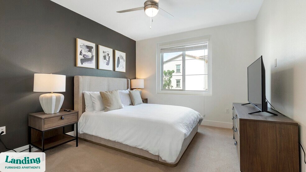 Building Photo - 711 Brentford Pl