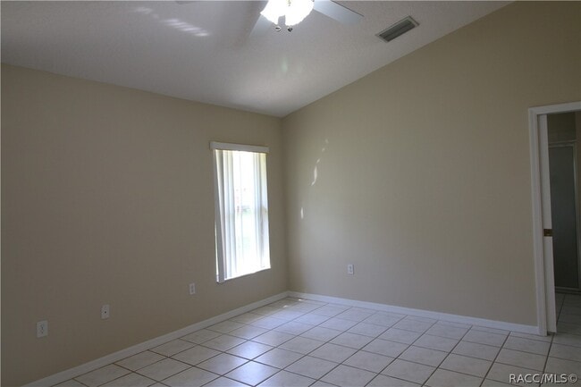Building Photo - 2864 N Churchill Way