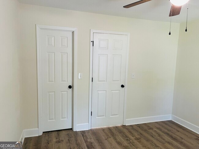 Building Photo - 28 Bowers Dr