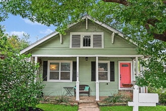 Building Photo - 130 Groveland