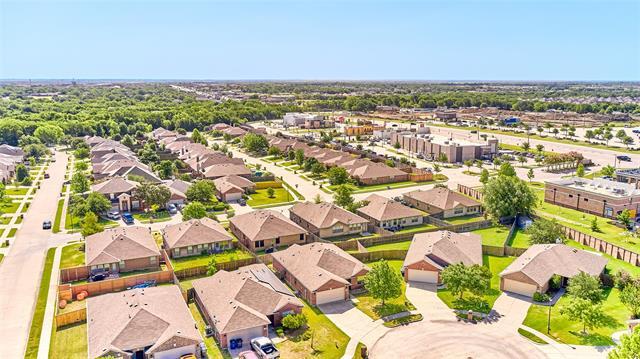 Building Photo - 704 Cedar Cove Dr