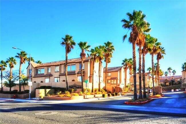 Building Photo - 8401 Tiger Woods Ave