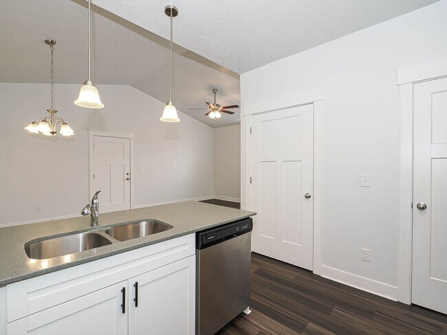 Building Photo - 3717 W 1500 N
