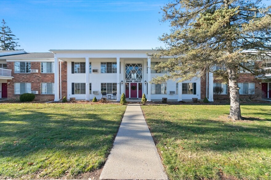 Interior Photo - Park Crest Apartments