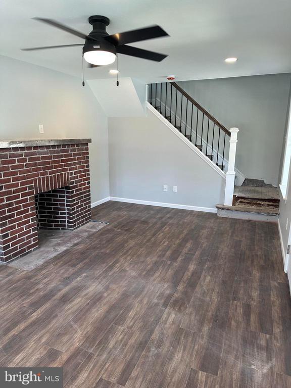 Building Photo - 2102 Reading Ave